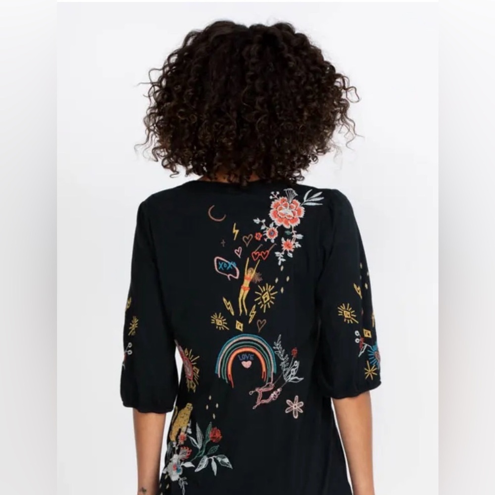 Johnny Was Ruth Puff Sleeve Embroidered Floral Tee Top Women's Size S 1 - Picture 2 of 10